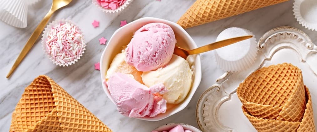 Raspberry ice cream